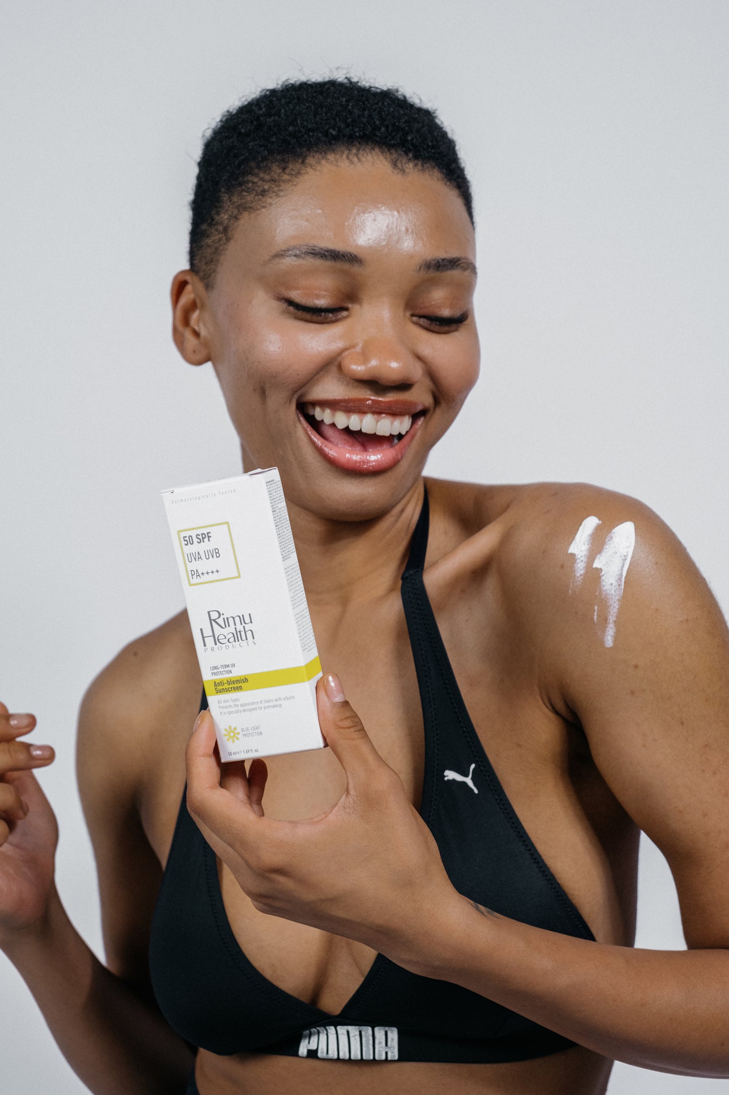 Lekeli Ciltler İçin Cilt Tonu Eşitleyici Serum ve Güneş Kremi Seti